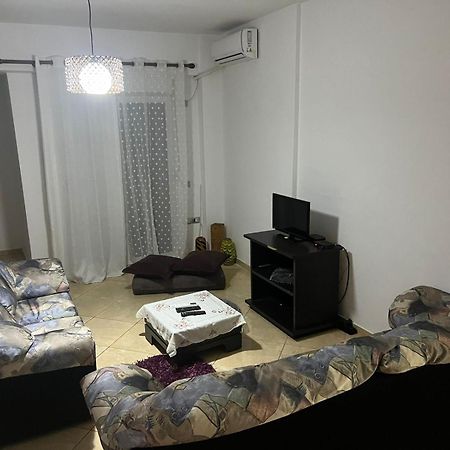 Ela Appartaments Vlorë Екстериор снимка